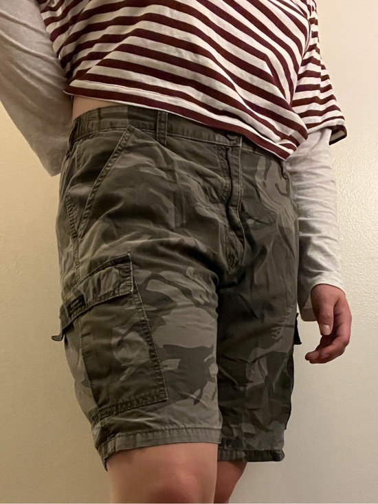 Wrangler Other - Wrangler Gray Camo Cargo Shorts - Men's